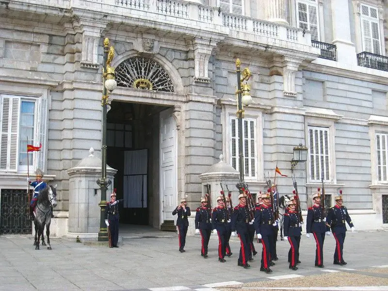 palacio real de madrid historia