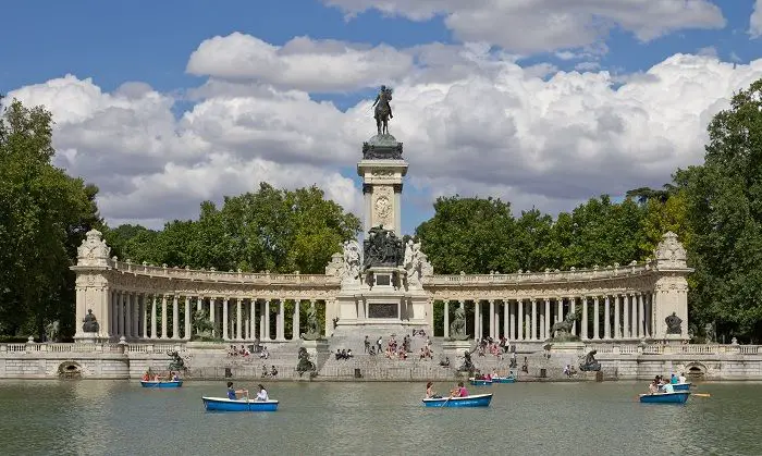 Monumento_a_Alfonso_XII_de_España_en_los_Jardines_del_Retiro