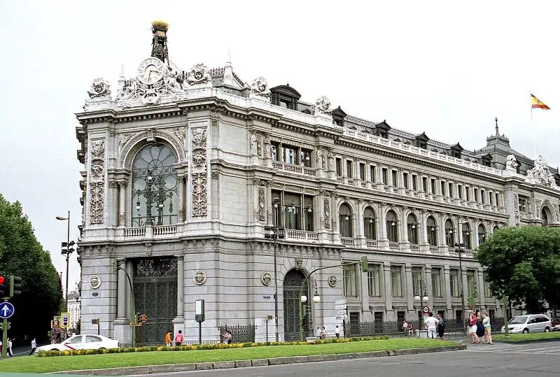 plaza de cibeles 4 wow real madrid banco