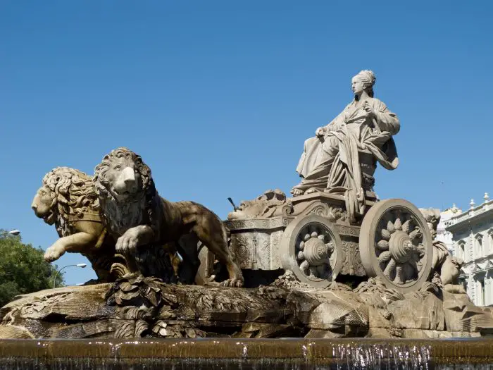 plaza de cibeles de madrid