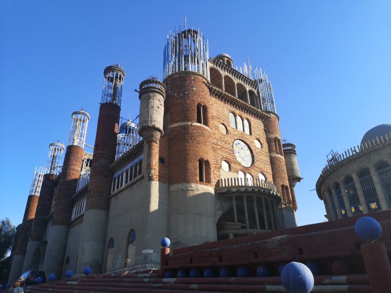 catedral-justo-gallego-mejorada-del-campo-un-solo-hombre