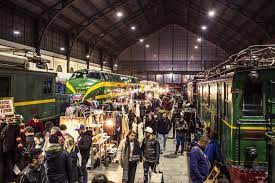 Mercado de motores visita