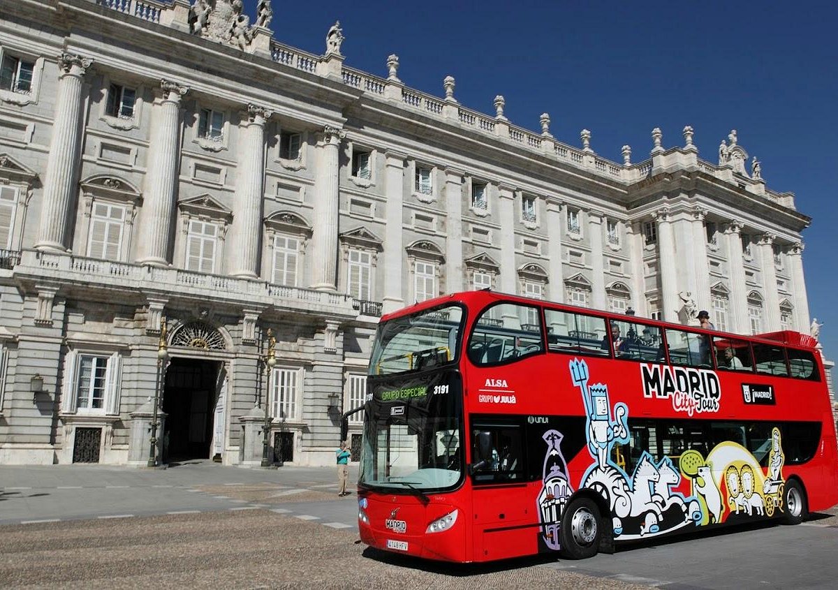 hop-off-bus-tour-madrid